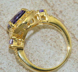 璀璨臻选 欧美时尚18K镀金紫晶石戒指，诠释婚礼与日常的优雅格调